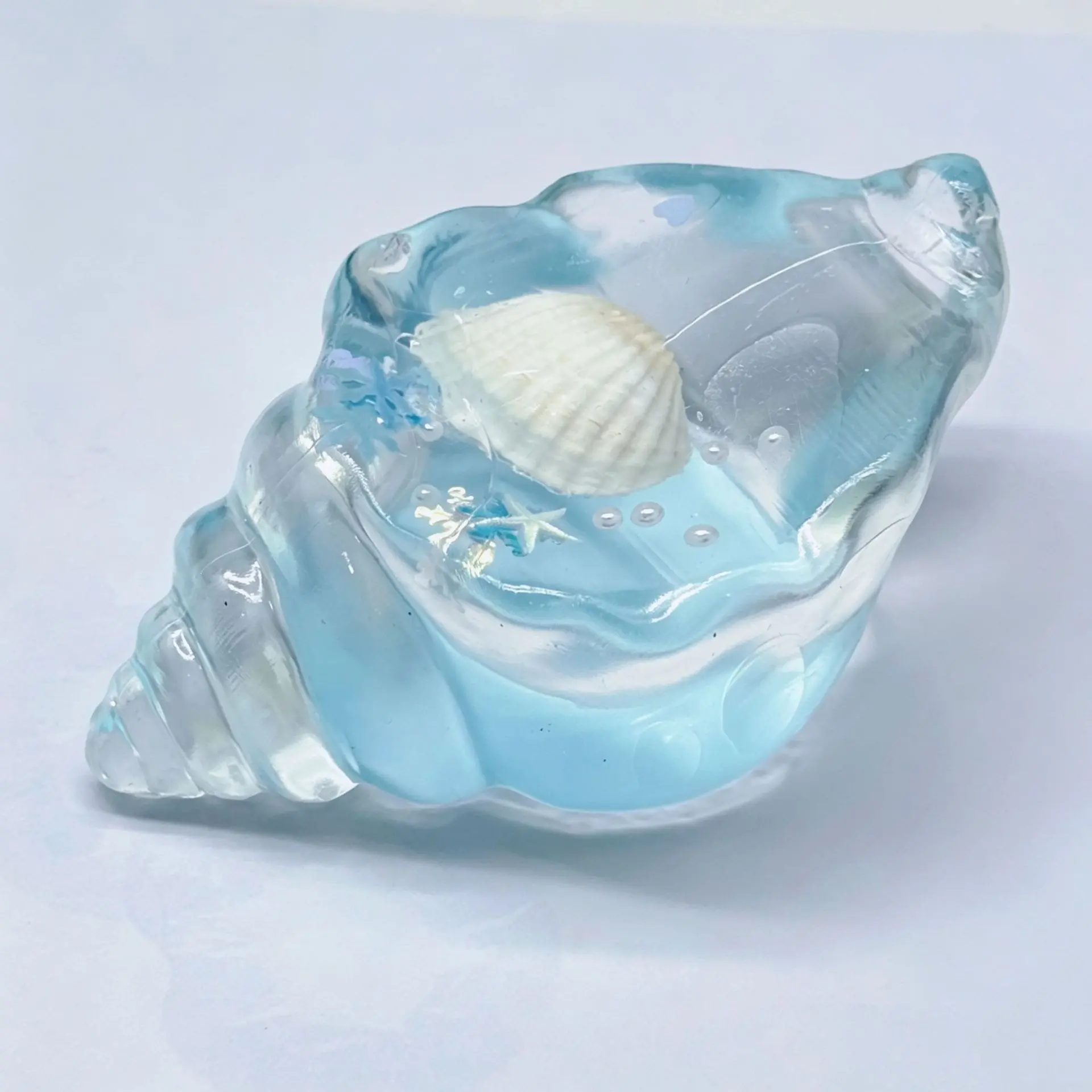Conch Squishy Fidget Toy, Gentle Soft Squeeze Conch Doll, Marine Shell Stress Relief Squeeze Model for Halloween Decor & Party Gifts