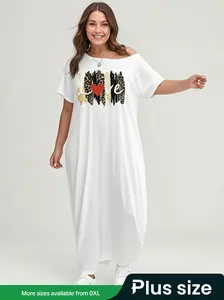 【Plus Size】 Letter Print Scoop Neck Tunic Dress, Casual Short Sleeve Curve Hem Dress for Summer, Women's Plus Clothing for Daily Wear, Womenswear