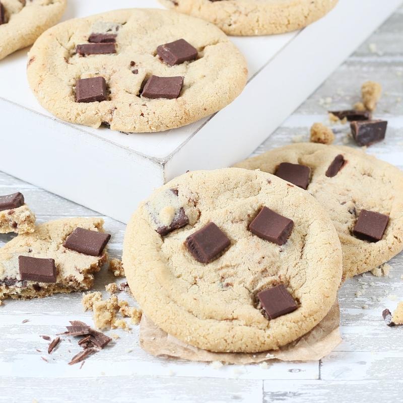 Classic Sweet Treats Box