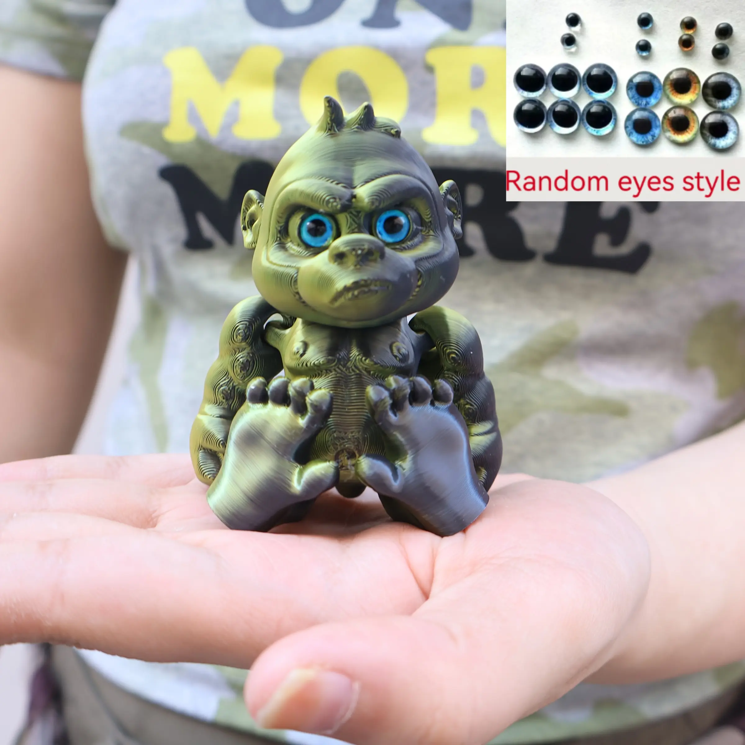 3D Printed Angry Gorilla, Articulated Monkey Figurine, Articulating Figurines, Animal Design, Two Sizes Available, Perfect Party Gift, Christmas & Halloween Decoration, Animal Decorations, Garden Decor