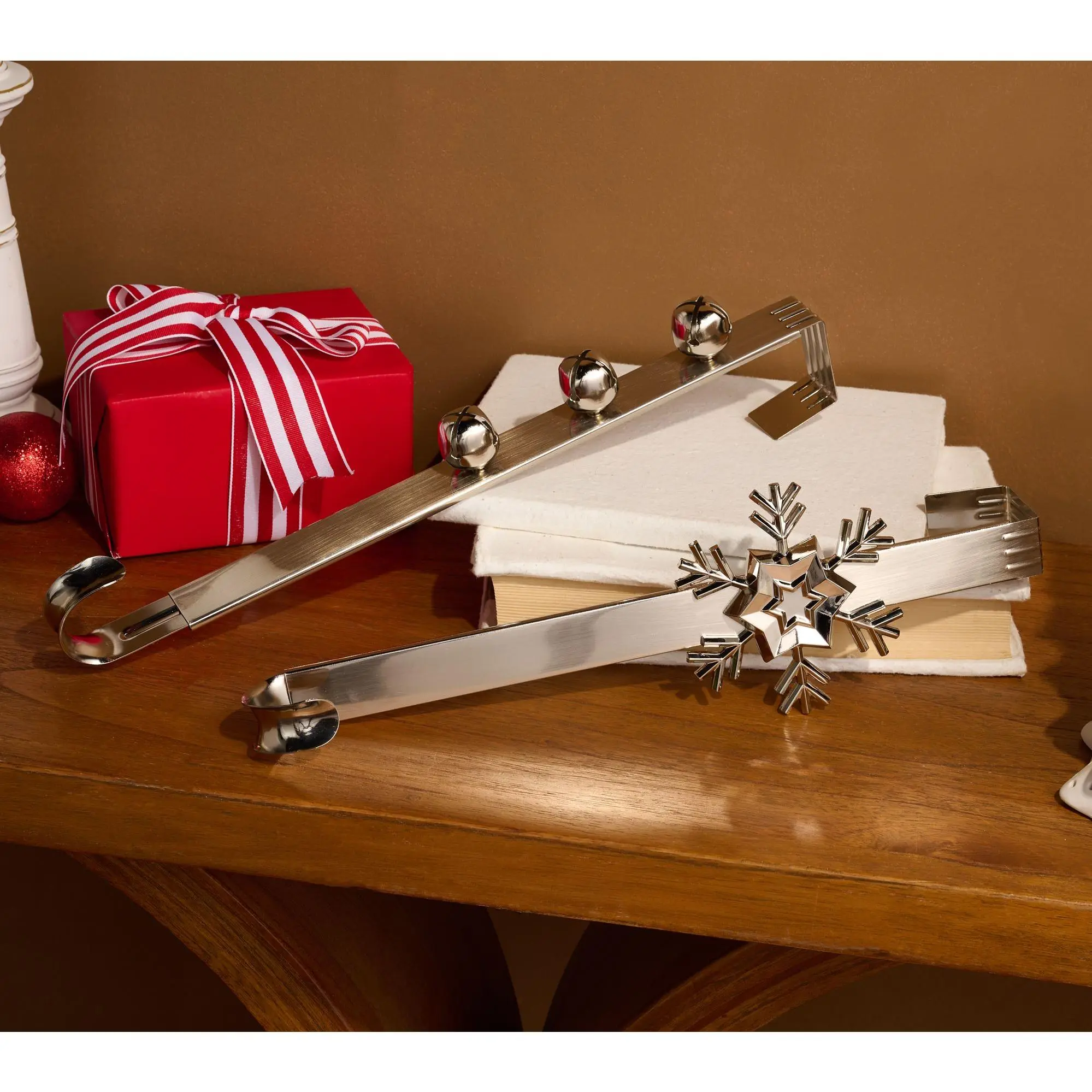 Home Reflections S/2 Decorative Adjustable Wreath Hangers Home Reflections S/2 Decorative Adjustable Wreath Hangers