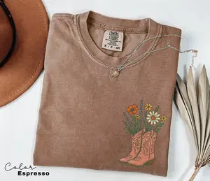 Comfort Colors Cowgirl Boots Wildflowers TShirt, Retro Western Graphic Tee, Country Girl T-Shirt, Rodeo Outfit, Gift for Her, Country Farm
