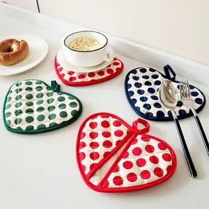 Cute Heart Mini Oven Mitts & Heat Pads – Polka Dot Heat-Resistant Cooking Gloves
