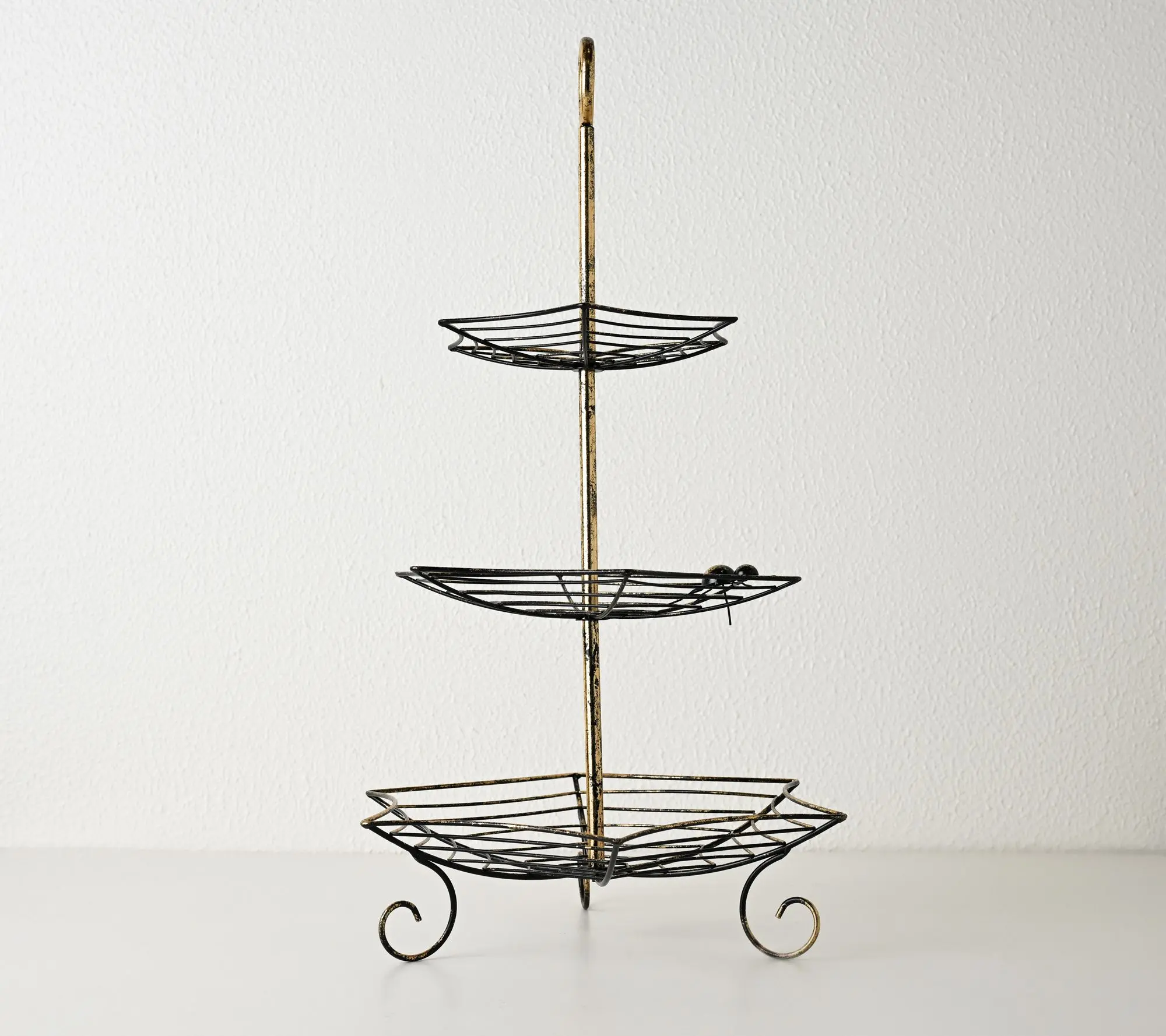Home Reflections 3-Tier Spider Web Tray