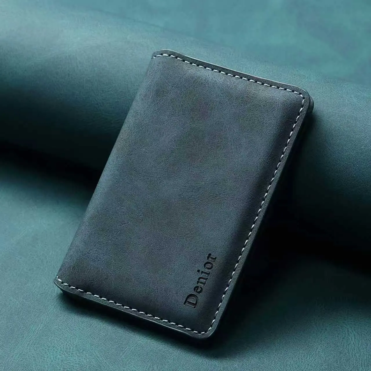 RFID Magnetic Slim Credit Card Bag - Sleek Minimalist Design for Secure Storage Plain Pattern Compact Wallets