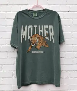 Comfort Color Mother Shirt, Trendy Athletic Mom Birthday Gift, Vintage Tiger Tee 90s Sports Shirt, Grunge Mama Tee, Mothers Day Aesthetic Wear