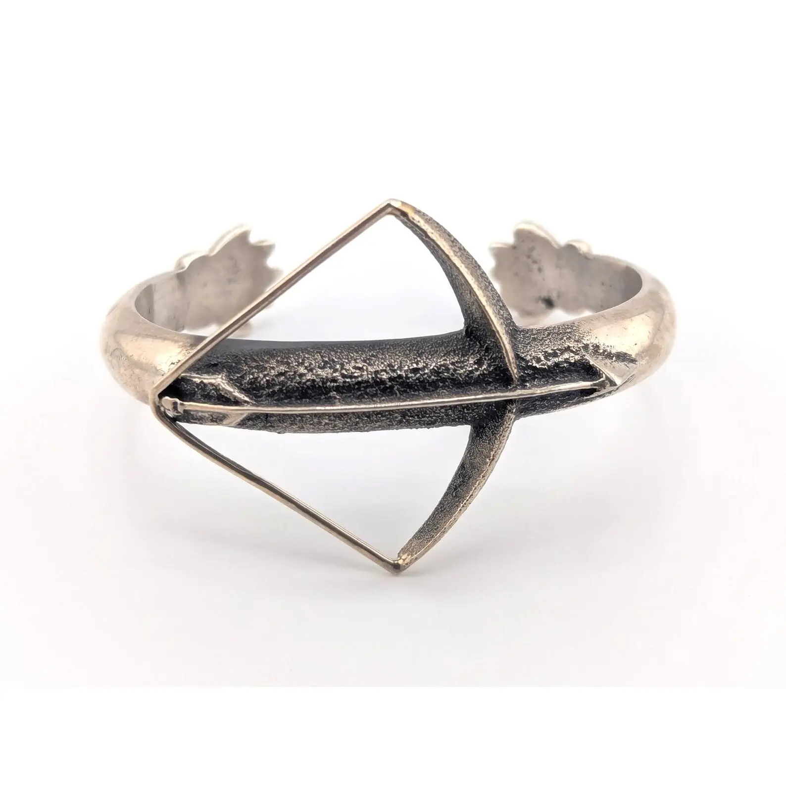 Navajo Handmade Sterling Silver Bracelet Bow and Arrow Design