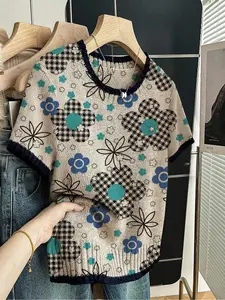 Women's Geometric Floral Print Fitted Sweater, Round Neck Casual Short Sleeve Knitwear for Spring Summer Fall, Comfortable Warm Daily Wear