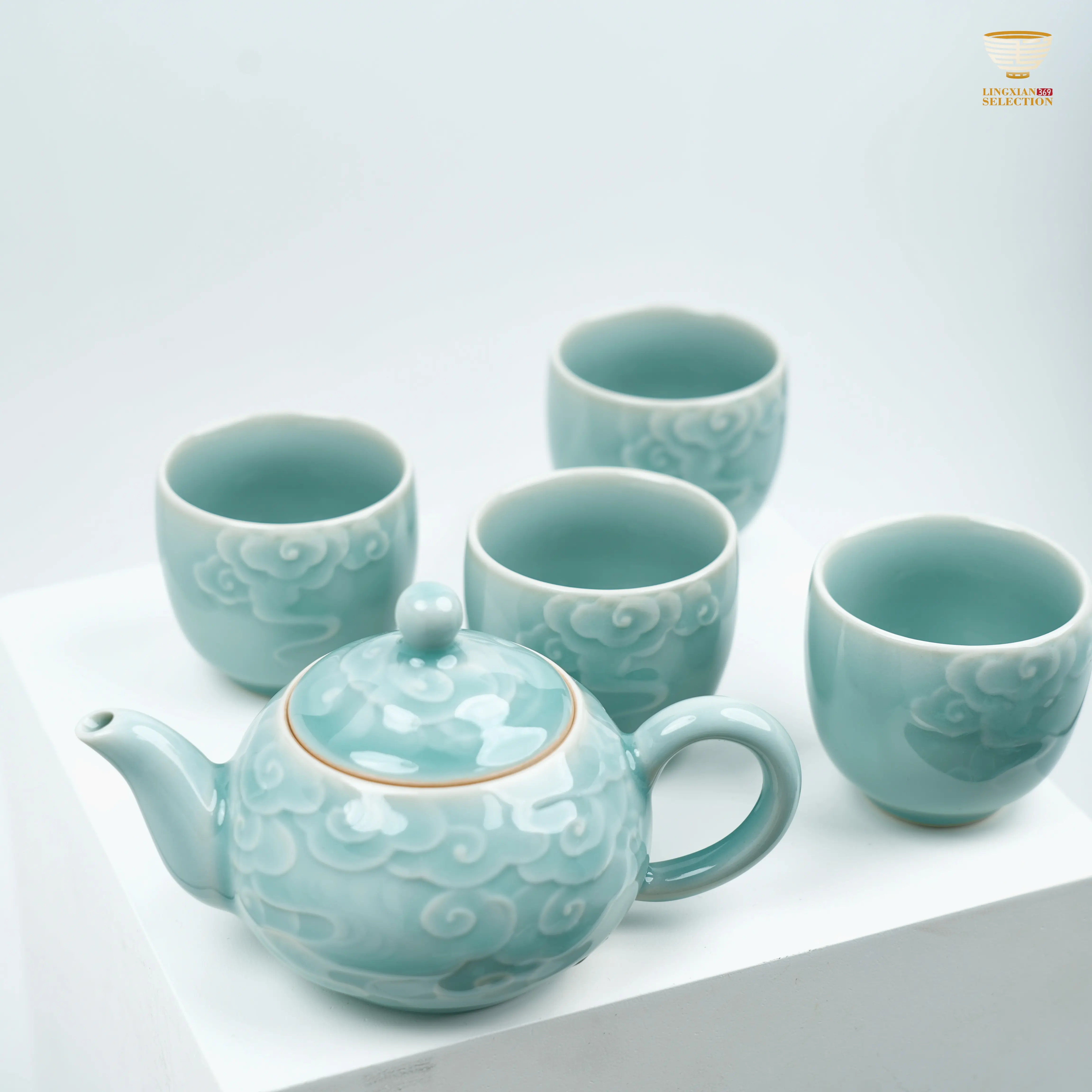 【Celadon Cloud  Tea Set From Master Lei Huixian】 – Teapot with 4 Cups | Handcrafted High-fired Ceramic Gift Set | Chinese Kung Fu Teaware Collection