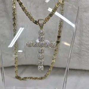 # 0063 Cadena de 22 inches con cruz adiamantada oro laminado 14k Alta Gama