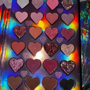 Makeup Palette Shimmer & Bows Glittery Eyeshadow Palette Book with Highlighters Lipstick Blush & Contour Heart-Shaped Colors Neutral palette Makeup yeshadow glam eyeshadow Makeup Set Face