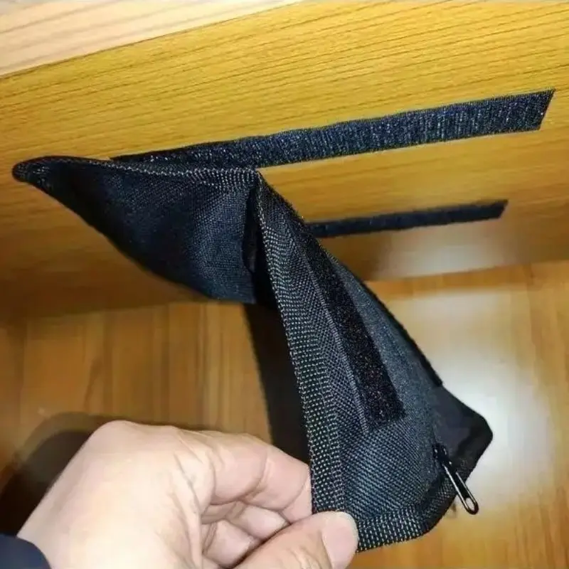 Secret Compartment, Nylon Zipper Pouch, Portable Hidden Storage Bags, Perfect for Hiding Valuables such as Coins and Other Precious Items, Private Money Storage Bag, Medicine Storage Bag, Can Be Pasted with Adhesive, Lightweight, Not Easy To Detect