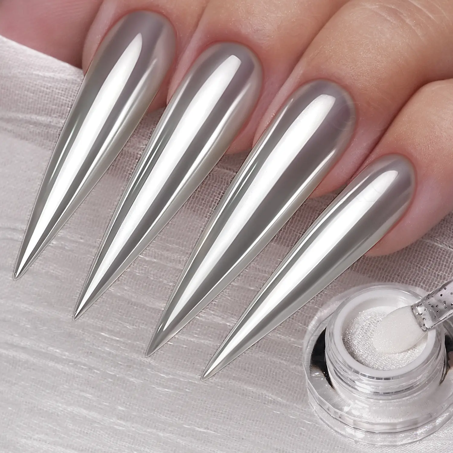 YOKEFELLOW GleamTap Cushion Silvery Pearl Chrome Nail Powder，Metallic Nail Powder, Mirror Metallic Effectfor Pigment  Home DIY Salon Manicure (GT212 Silvery Pearl）