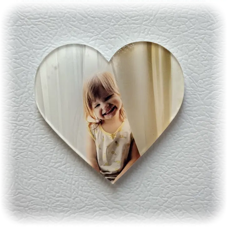 Acrylic Heart Shaped Refrigerator Magnet - Lightweight Design, Ideal for Decor & Gift Giving