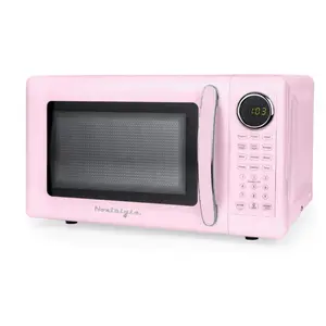 Nostalgia Retro 700W Microwave Oven – 0.7 Cu Ft Capacity – Pink