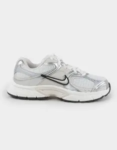 NIKE V5 RNR Womens Shoes NIKE V5 RNR Womens Shoes