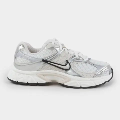 NIKE V5 RNR Womens Shoes