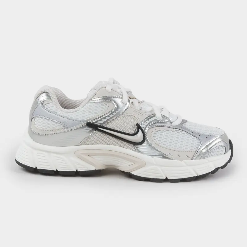 NIKE V5 RNR Womens Shoes