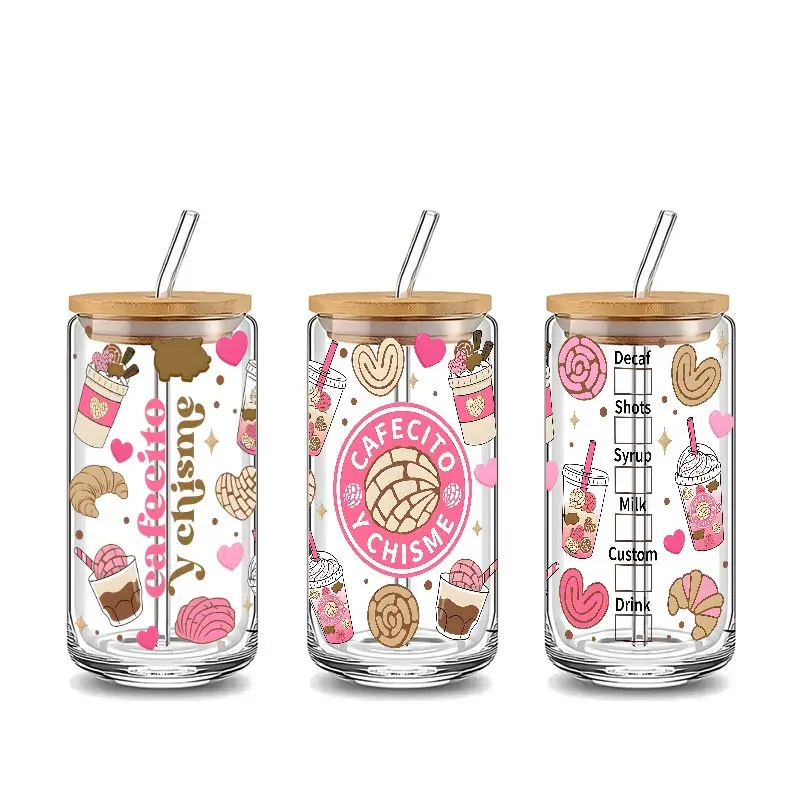 Kawaii Trend 16 oz Clear Glass Can, Cafecito y Chisme Coffee & Concha Pattern Iced Coffee Cup with Bamboo Lid, Reusable Beer Can Glass Drinking Tumbler for Latte, Soda,Valentine's Day Gift, Gift for Latinx, Coffee Lovers, Cold Beverage Tumbler