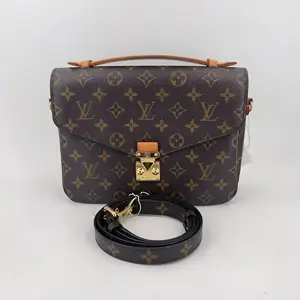 Pre-owned Louis Vuitton leather Crossbody Bags Pochette Metis Monogram