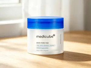 Medicube Dual Texture Pore Pads – 70 Count Exfoliating Treatment for Oily Skin with AHA Lactic Acid & BHA for Skin Repair