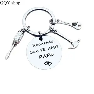 【Summervibes】Stainless Steel Multi-Tool Keychain, Hammer Wrench Screwdriver Design, Durable Portable Men Car Key Ornament, Spanish Letter Printed Pendant, Perfect 2026 Father's Day Gift, Trendy Fashion Daily Carry Accessory for Dad Family Presents