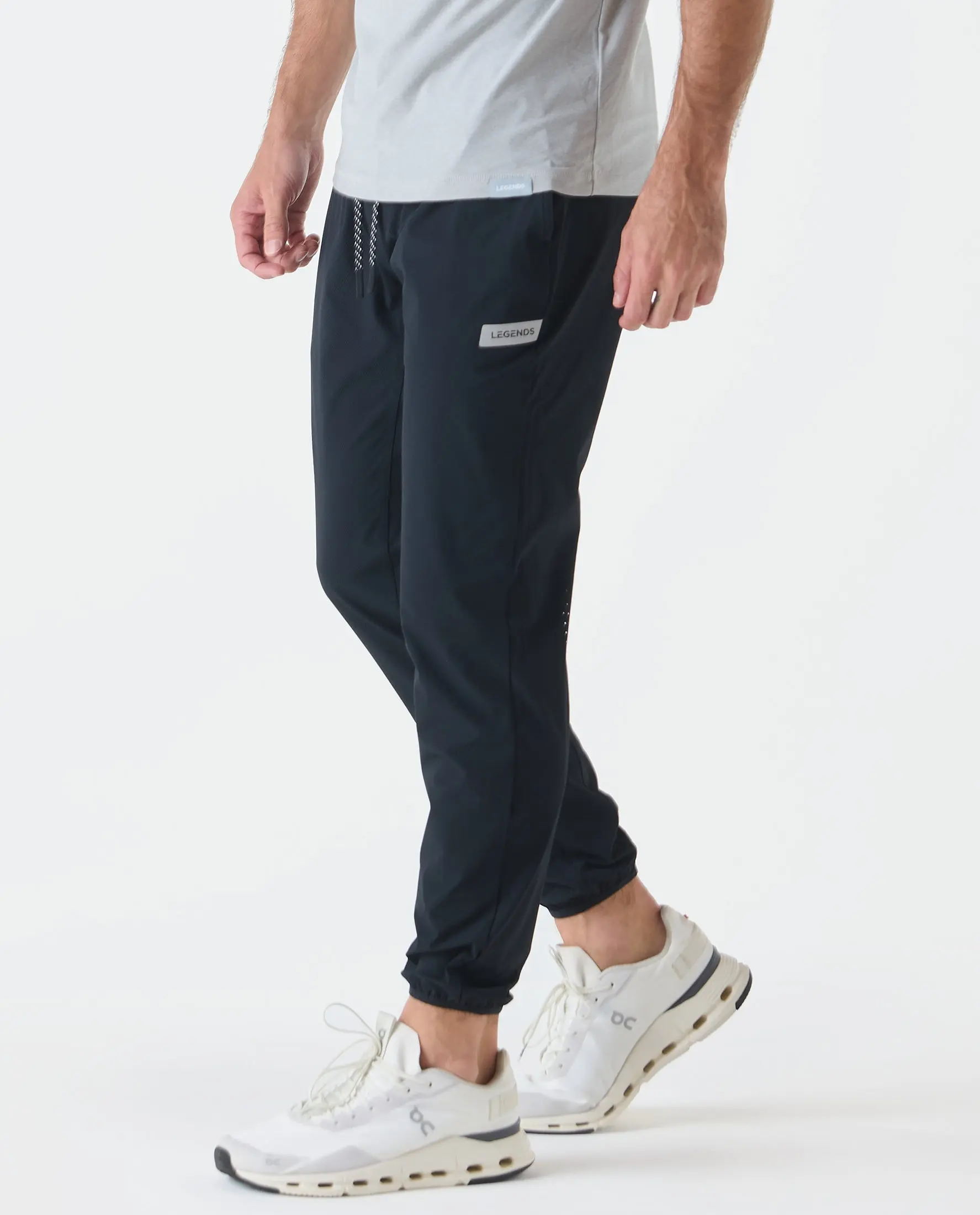 Luka HD Short Jogger Black, Medium