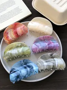 6-piece set of colorful marble flowing oval hair clips, women's cute, sweet and stylish hair with claws, half tied hair at the back of the head, strong fixed clip, suitable for wearing in various occasions