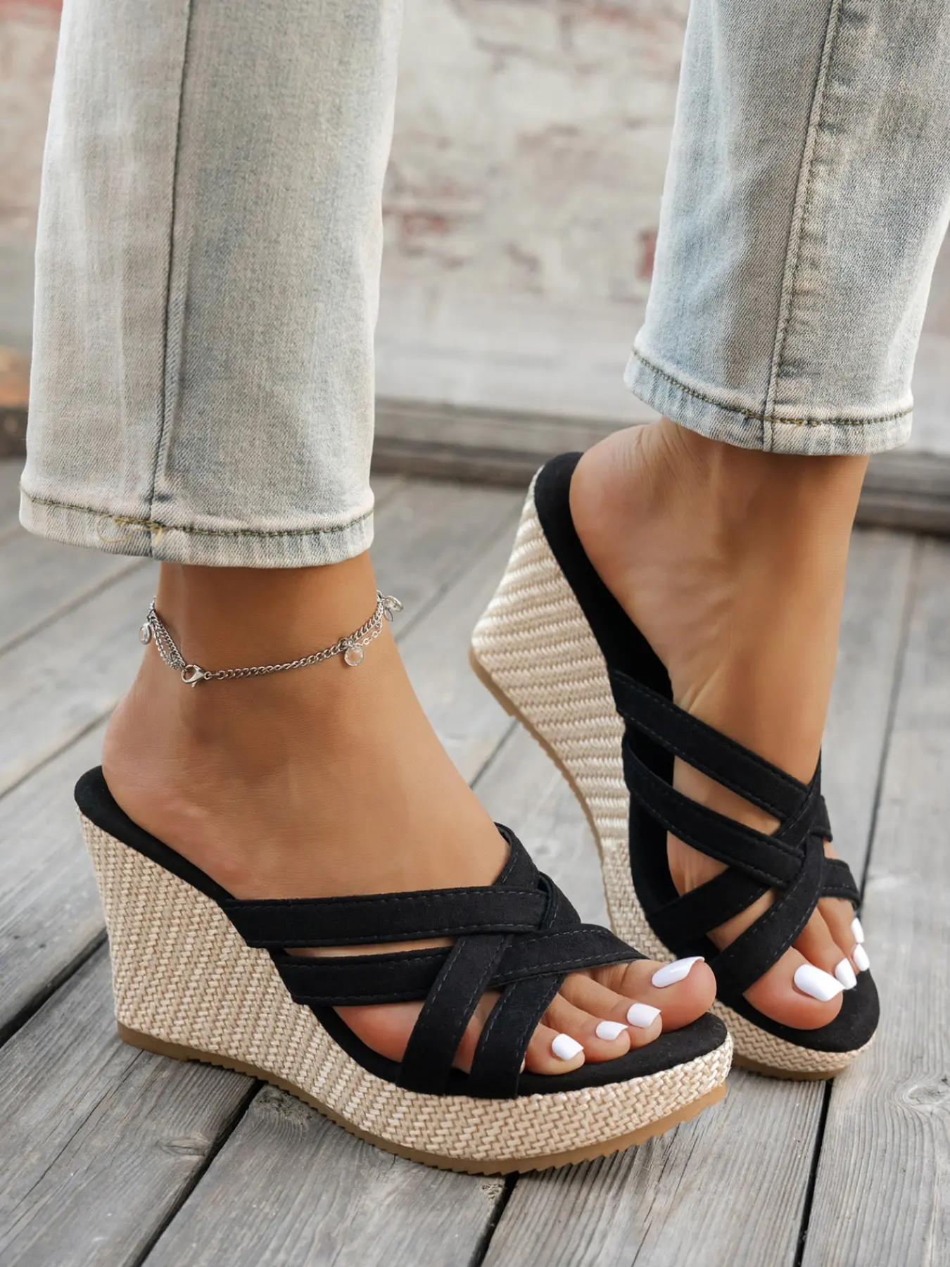 Women's Bohemian Wedge Sandals, Slip-On Cross Strap Thick Sole, Classic Straw Design, Summer Beach Casual Shoes, Comfortable Daily Wear