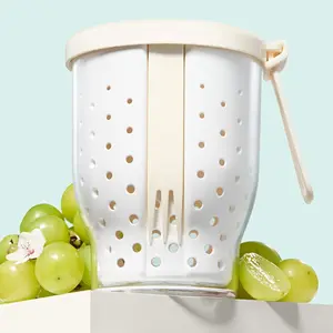 25 Oz Leakproof Reusable Airtight Travel Fruit Storage Cup with Fork and Lids, Snack Food Container for Car Travel Party Office (White)