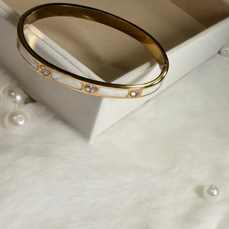 High-Quality White and Gold Bracelet