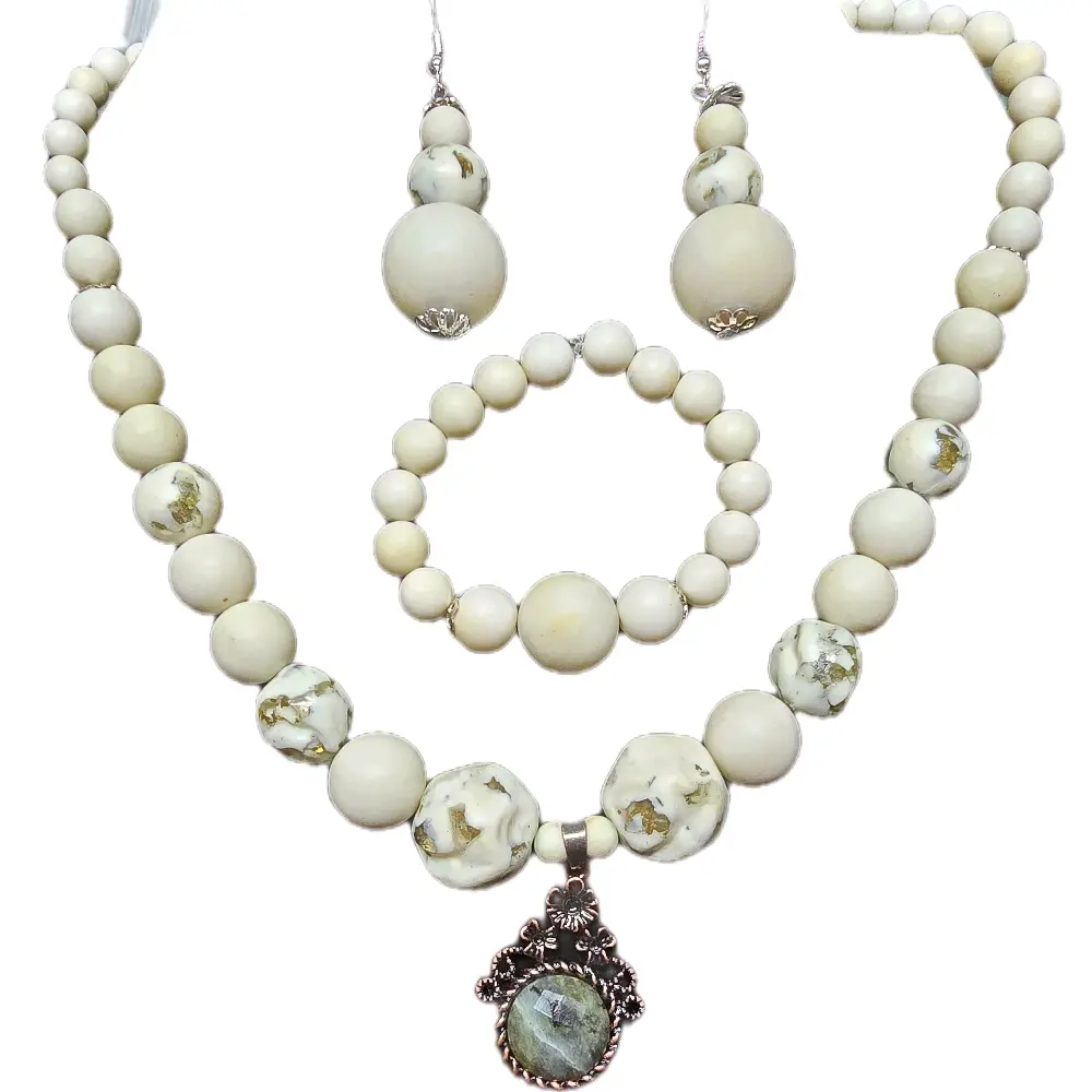 Bespoke Beaded Necklace Set with White Beads and Unique Pendant Design Jewelry Set