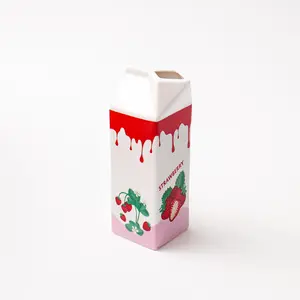 Strawberry Pattern Milk Bottle Design Ceramic Vase, 1 Count Vintage Style Decorative Vase without Flower, Decorative Flower Vase for Home Kitchen Office