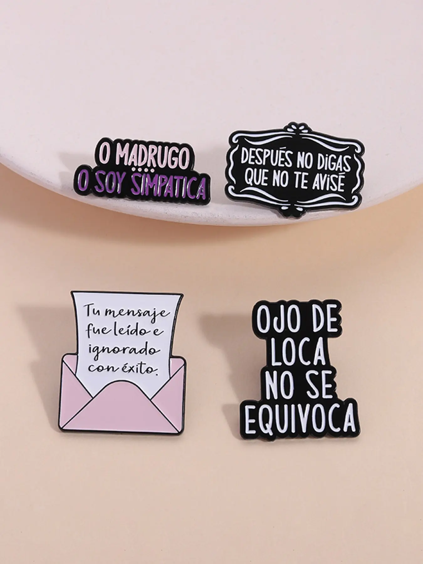 Spanish Slang Badges Set, Alloy Brooch Pin, Latin Humor Pins, Backpack Decorations, Spanish Language Learners Accessories, Perfect Gift for Friends, Playful Unique Quotes, Vintage, Styling