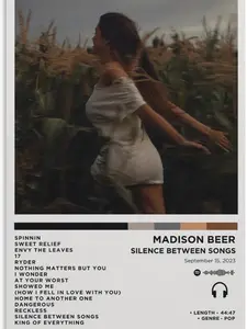WK GIURETRH Madison Beer - Silence Between Songs Canvas Poster Bedroom Decoration Landscape Office Valentine's Birthday Gift