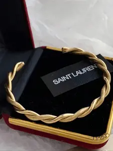 Women's Charm Cuff Twist Bracelet, 316L Stainless Steel Wire, Open Bangle Design, Minimalist Fashion Accessory, Elegant Minimalist Bangle