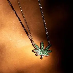 Garnet Leaf Silver Necklace for Women - Fashion Accessory