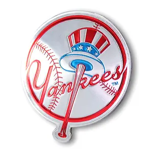 Holographic Official Team Logo Yankees Magnet