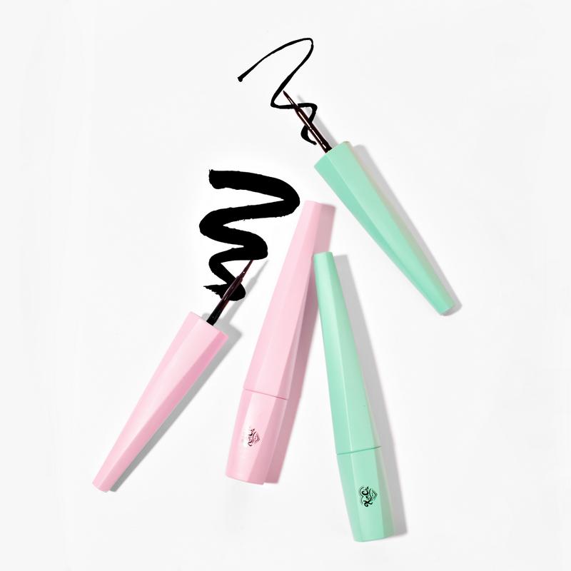 KimChi Chic Beauty Stage Proof Liquid Liner, Waterproof Black Eyeliner with Felt Tip Brush, Long-Lasting Formula, 0.1 fl oz (3ml)