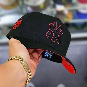 New Era 9FORTY Adjustable New York Yankees Black Cap – Red Outline NY Logo, Red Undervisor, 1999 World Series Patch