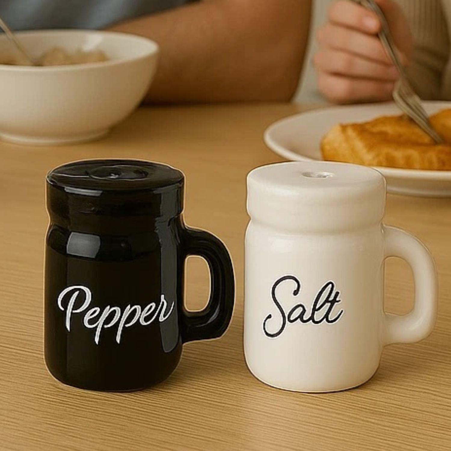 Home Collection Mason Jar Salt and Pepper Shaker Set Black White