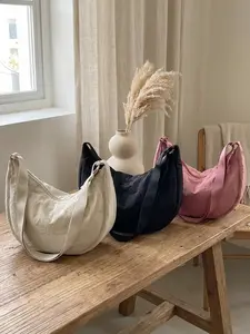 Women's Dumpling Crossbody Bag, Half-Moon Shoulder Bag with Adjustable Strap, Nylon Material, Suitable for Travel and Daily Use