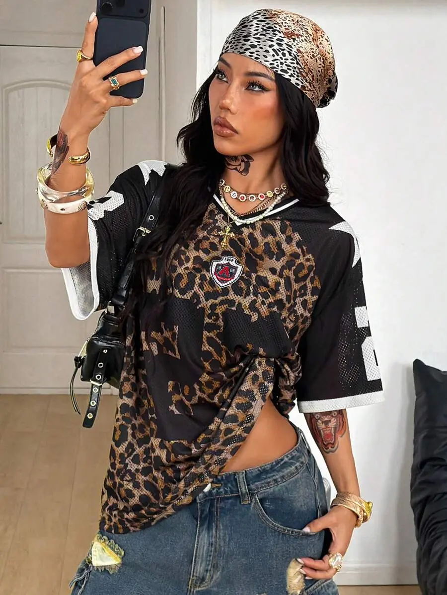 VYNCE Women Leopard Print Mesh Jersey T-Shirt Oversized Athleisure V-Neck Graphic Sports Tee Coolane Summer Streetwear