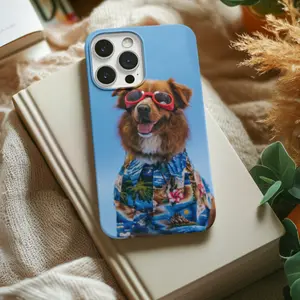 iPhone Case with Bulldog in Hawaiian Shirt – Scratch-Resistant, Soft TPU Cover