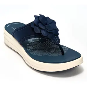 Clarks Cloudsteppers Washable Thong Sandals - Drift Flora Clarks Cloudsteppers Washable Thong Sandals - Drift Flora