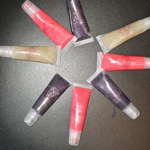 PRETTY Lips for Comfortable and Moisturized Lips - Skincare Moisturizer Lipgloss Makeup Glossy Moisture Hydrate Moisturizing Hydrating Care Cosmetic i love lip gloss in Pineapple Watermelon & Blueberry Flavors - Lipstick
