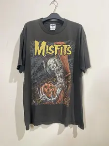 Misfits 2000 Tshirt, Rare Design Black Unisex Tshirt Men Women All Sizes
