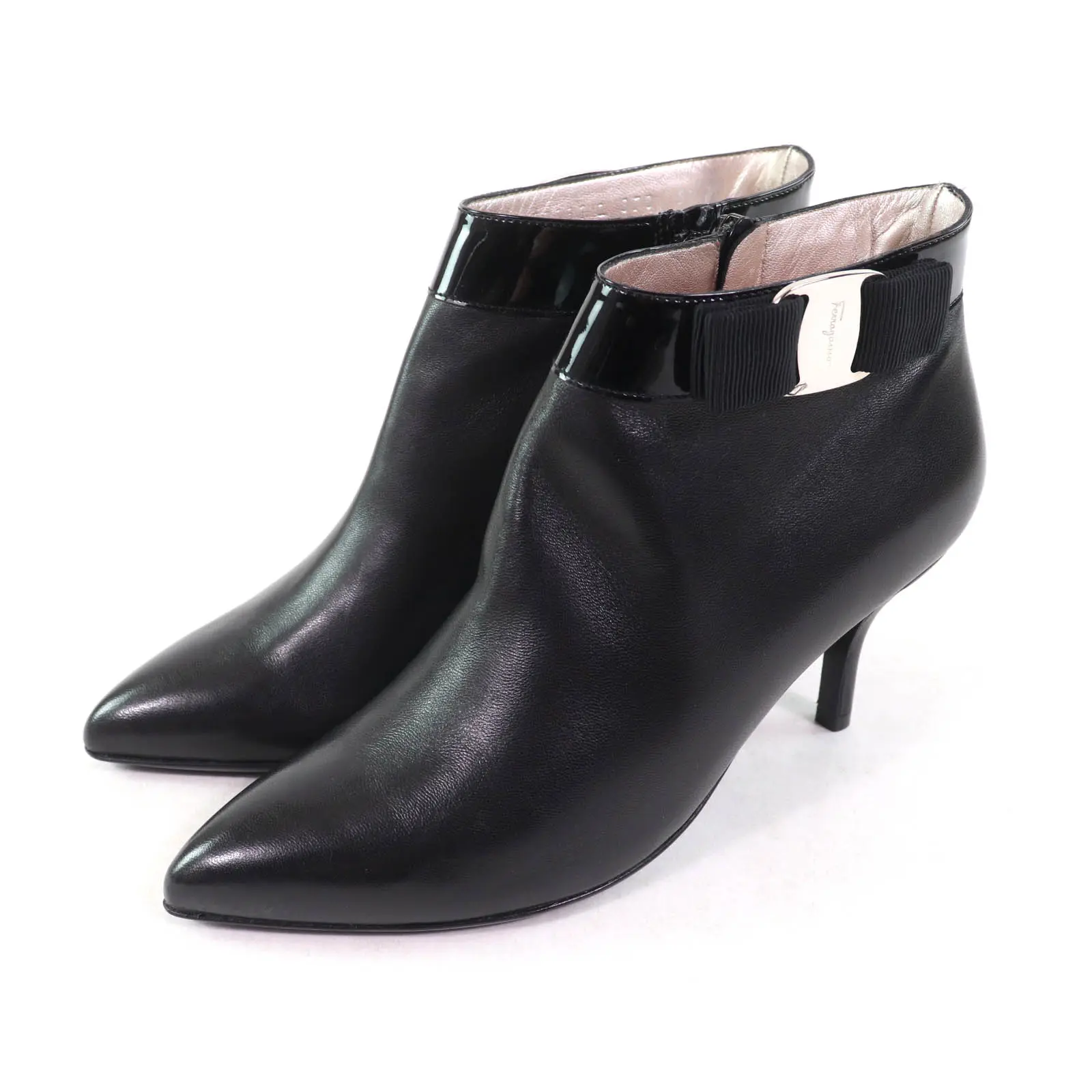 Pre-owned SALVATORE FERRAGAMO Patent Leather Small Leather Goods Vara Ankle boots