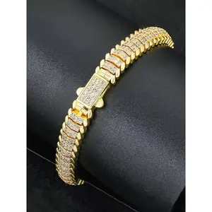 Cool and fashionable snake bone polygonal hip-hop bracelet, paired with sparkling synthetic gemstones, is a luxurious Elegant jewelry bracelet suitable for all occasions, suitable for both men and women