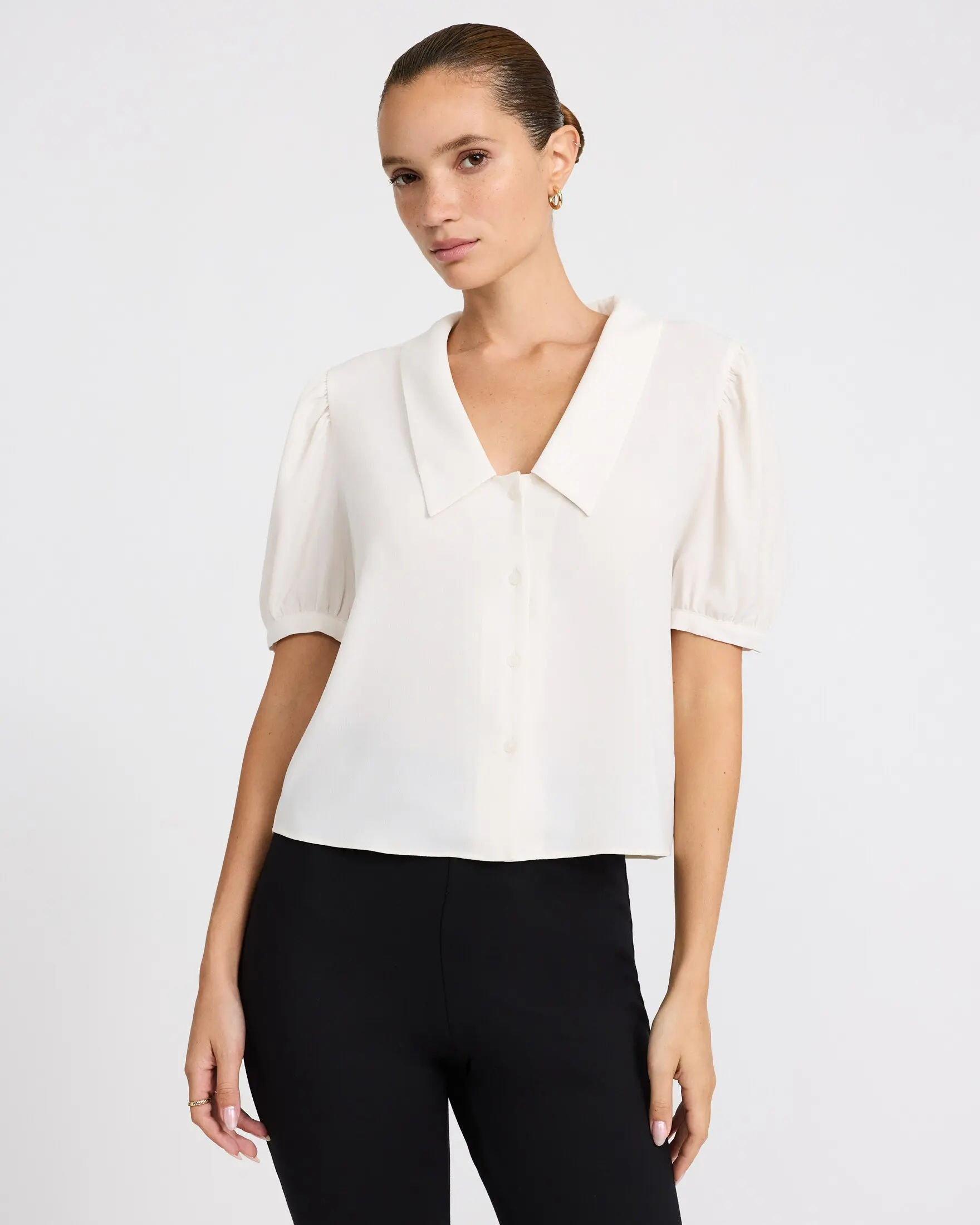 Express Crepe V-Neck Puff Sleeve Shirt
